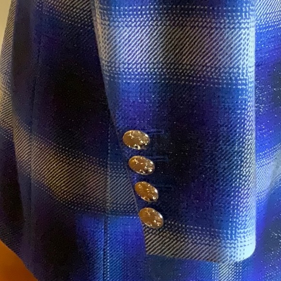 Escada Blazer -  FLASH Sale! - Picture 4 of 10